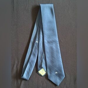 Oscar de La Renta Men’s Dress Tie Navy